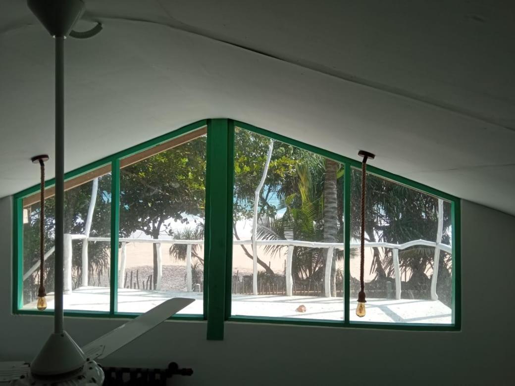 Beach House Kalukatiya - Family Villa, Seaview Room, Garden Room ดิคเวลลา ภายนอก รูปภาพ