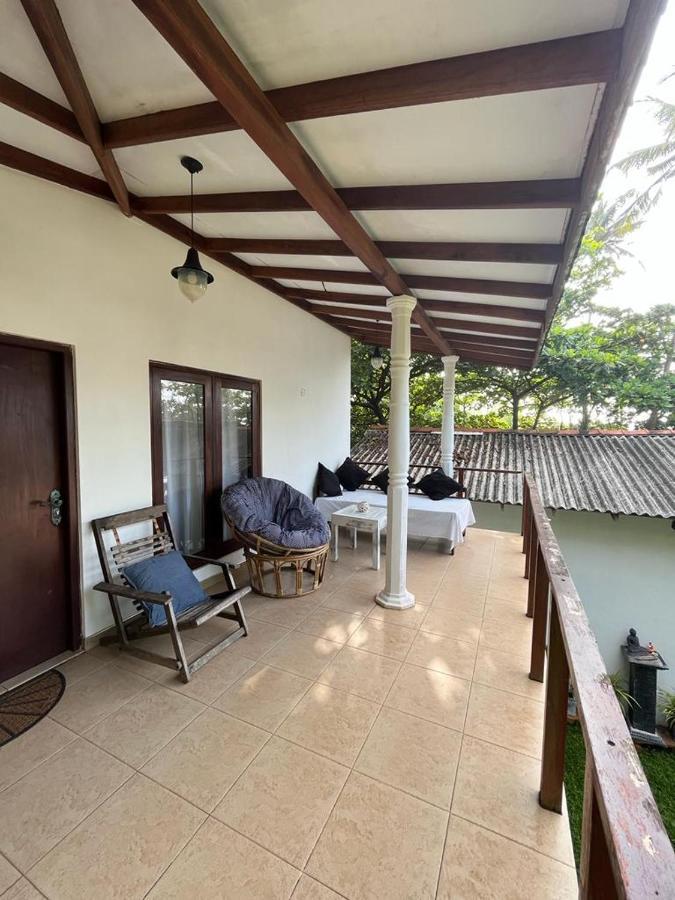 Beach House Kalukatiya - Family Villa, Seaview Room, Garden Room ดิคเวลลา ภายนอก รูปภาพ