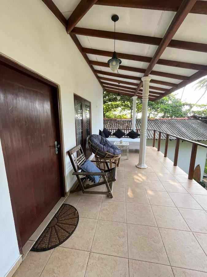 Beach House Kalukatiya - Family Villa, Seaview Room, Garden Room ดิคเวลลา ภายนอก รูปภาพ